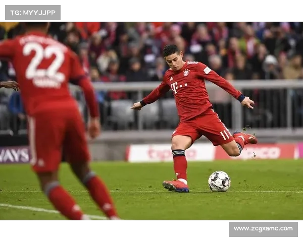 曼联继续突破,球员间的默契越来越好 曼联继续突破,球员间的默契越来越好